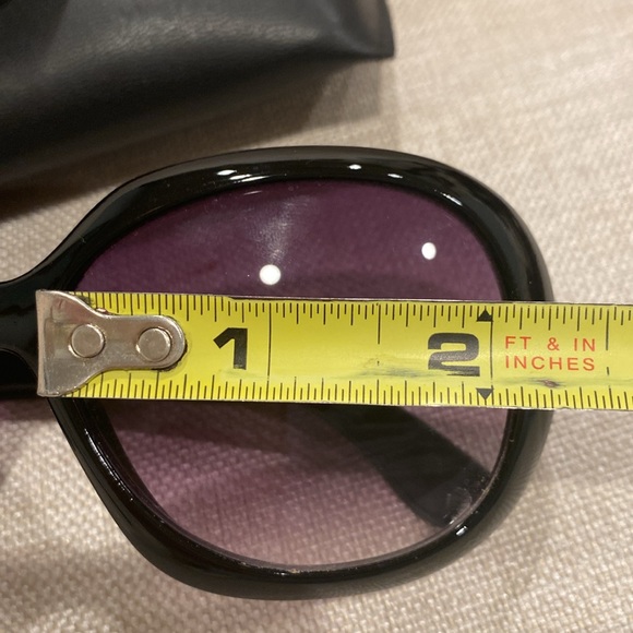 Ray-Ban sunglasses 😎 made in USA oversized black wipe case - Picture 10 of 15